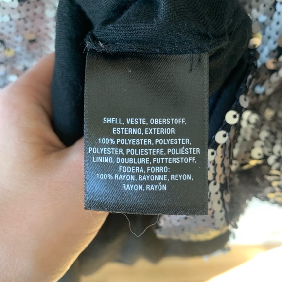 ANTHROPOLOGIE Vanessa Virginia Sequined V-Neck Tee - Picture 6 of 12